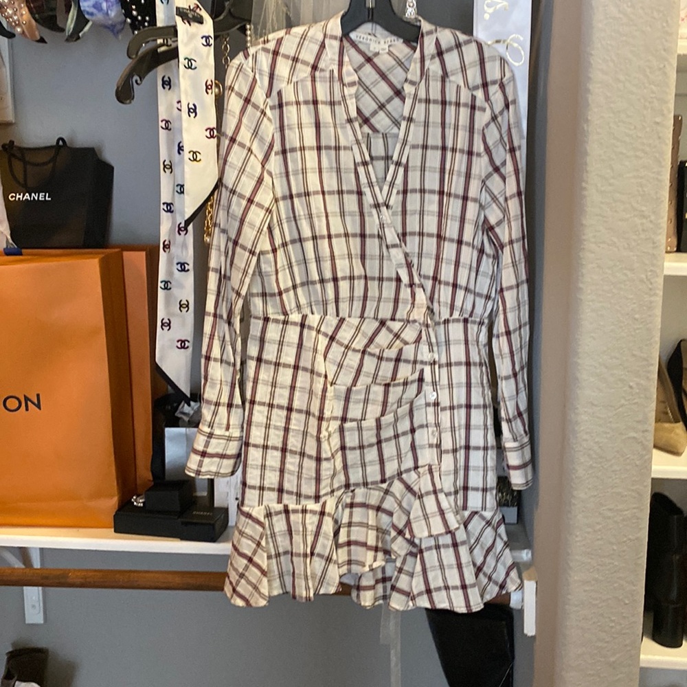 Verinica Beard dress size medium. Worn once